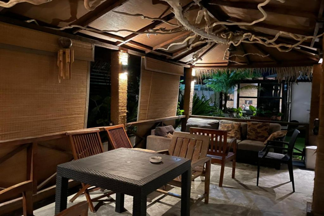 Himeyn Beach Inn - Ocho Homes by Eight Continents 15/27