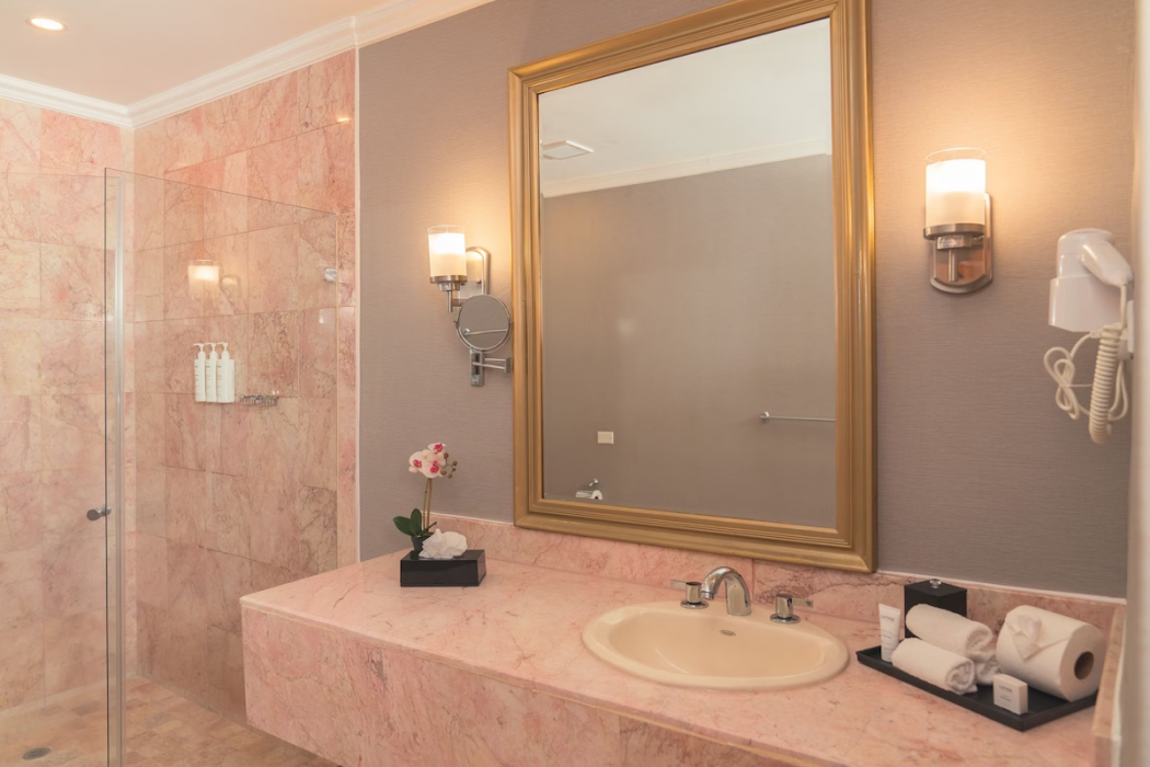 Waymore Hotel Spa & Casino 17/111