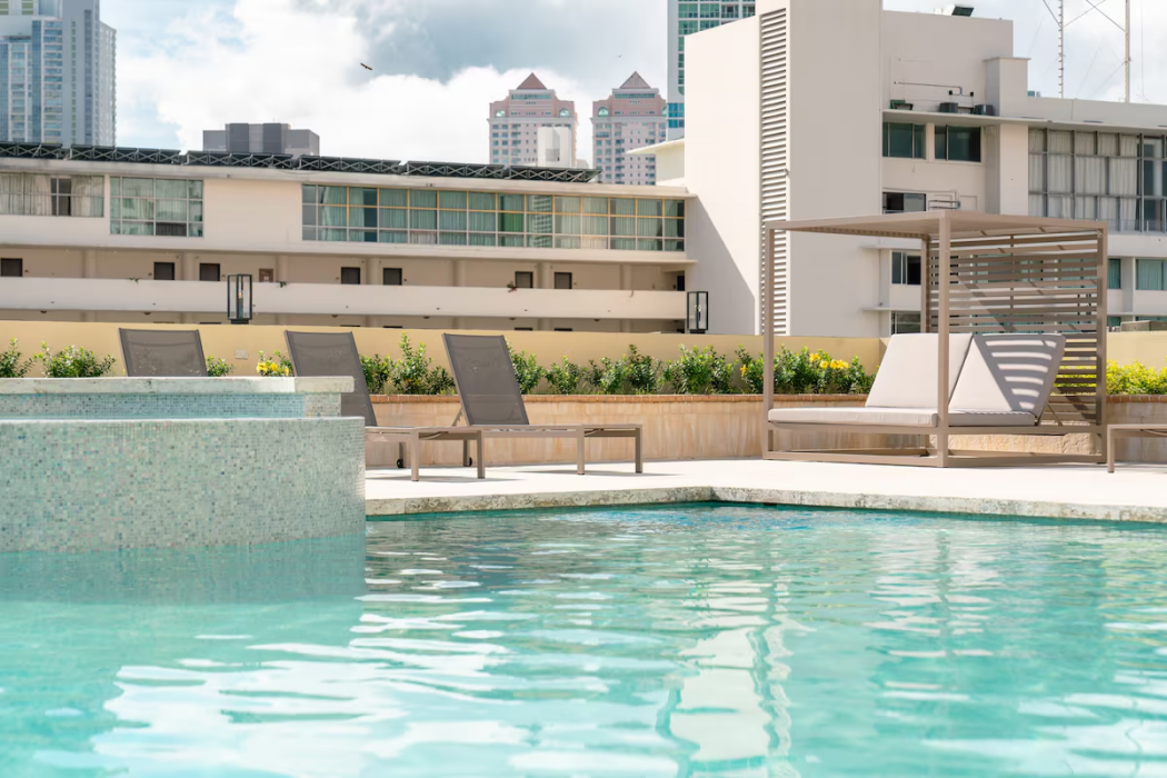 Waymore Hotel Spa & Casino 78/111