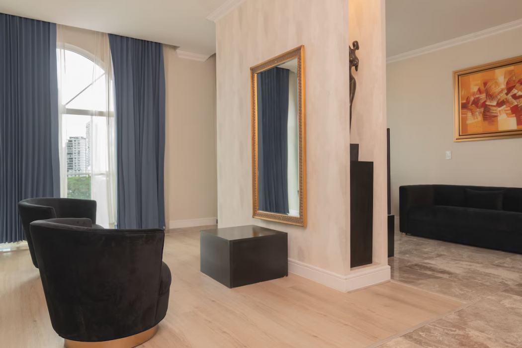 Waymore Hotel Spa & Casino 8/111