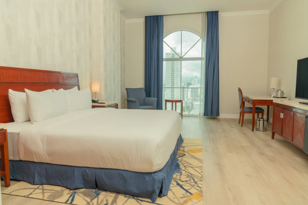 Waymore Hotel Spa & Casino 41/111