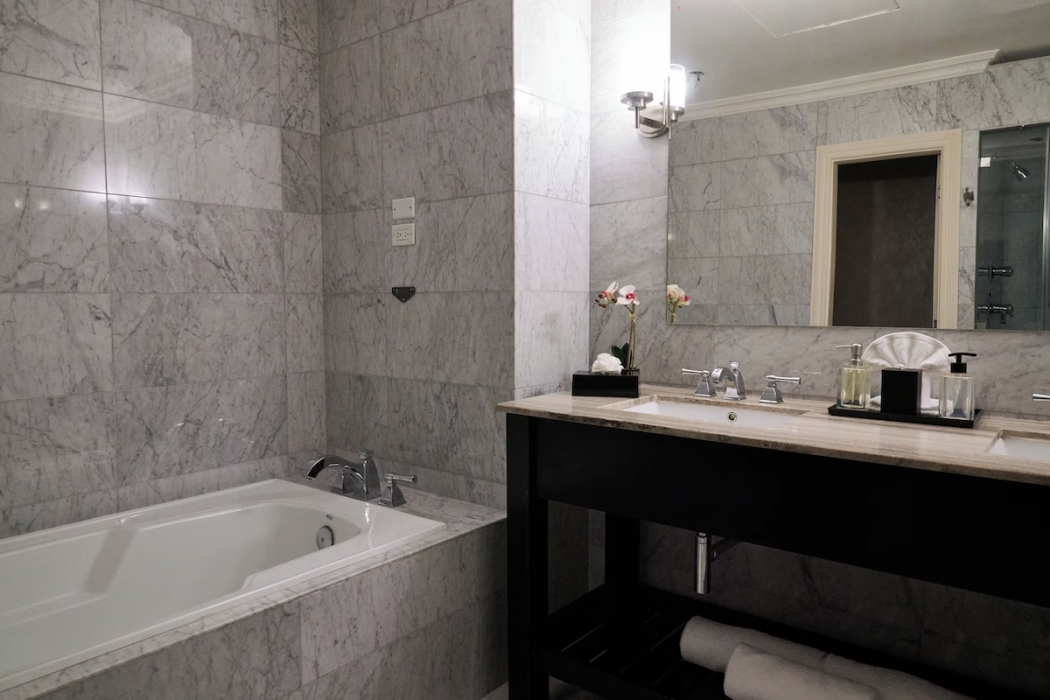 Waymore Hotel Spa & Casino 26/111