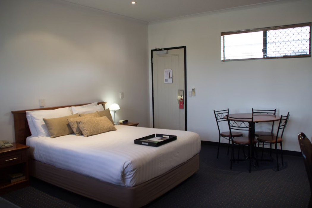 Gladstone Capricorn Apartments 6/10