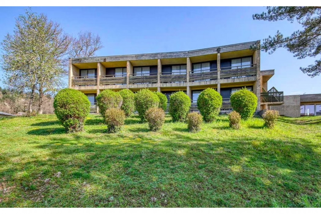 Residence Vacanceole Le Domaine de Confolant in MIREMONT
