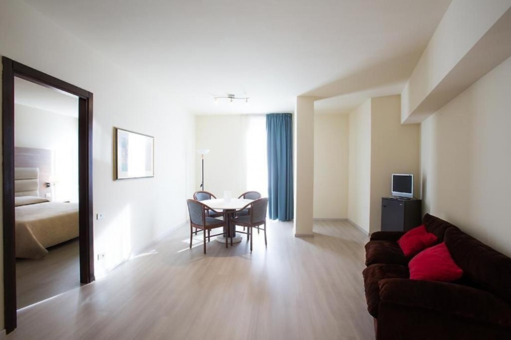 B&B HOTEL Fabriano Janus 8/25