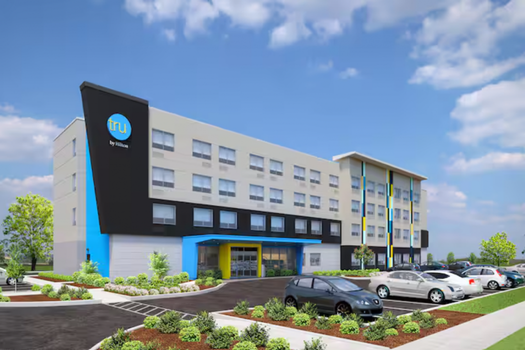 Tru by Hilton Cape Girardeau 1/32