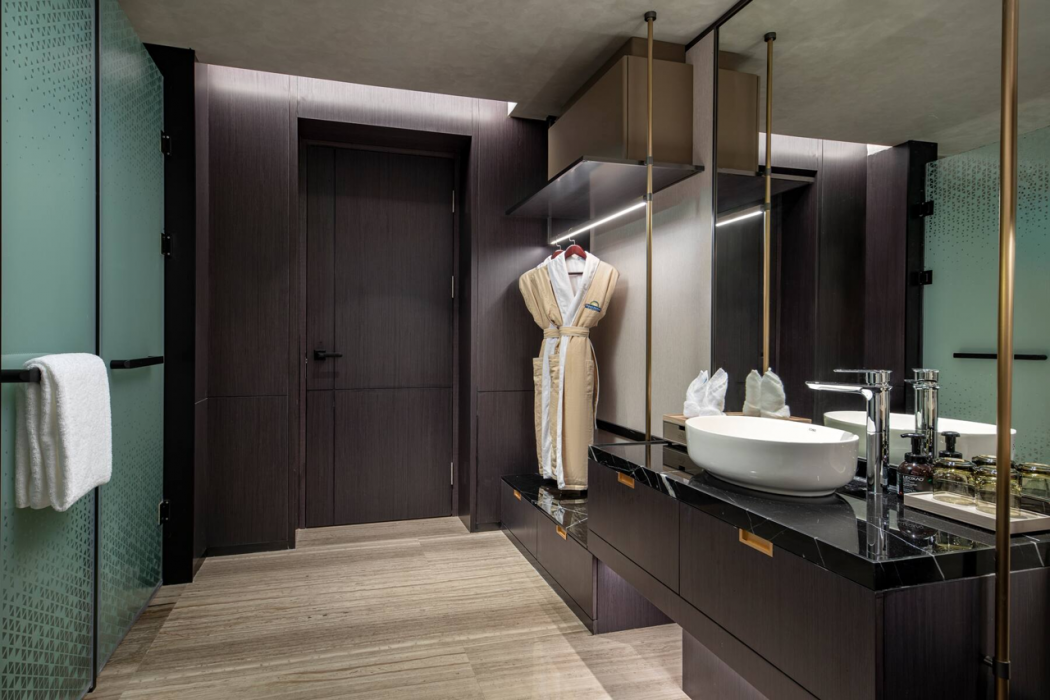 Days Hotel by Wyndham Renhuai Canglong 15/31