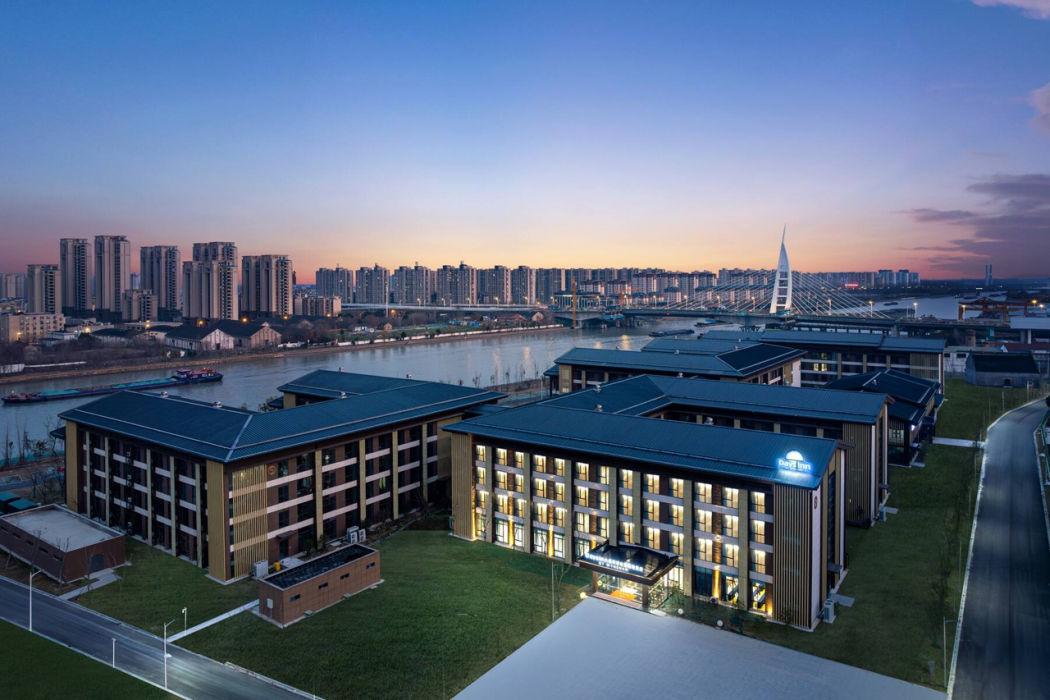 Days Inn by Wyndham Yangzhou Guangling 1/26
