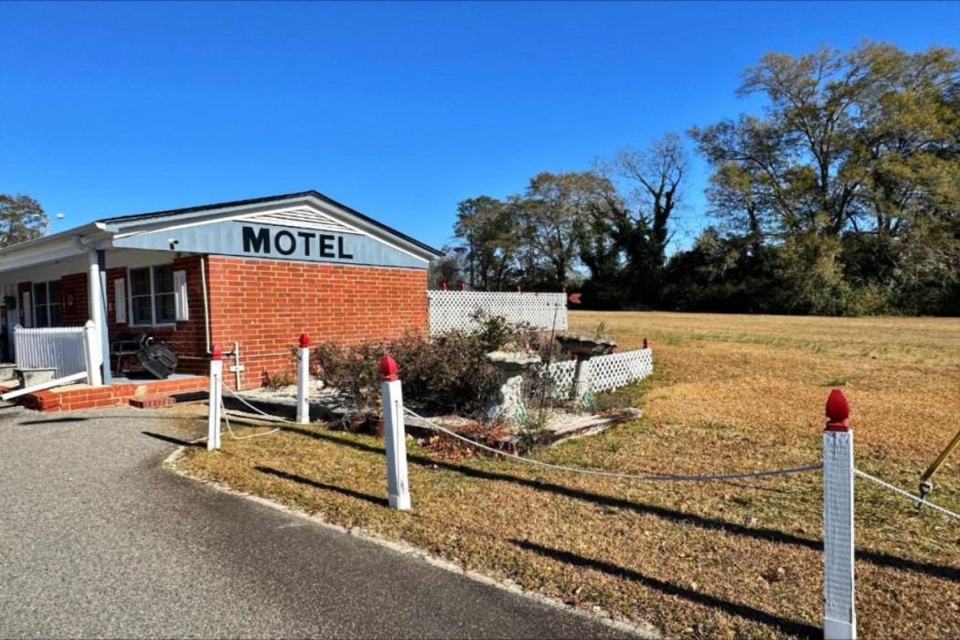 Chesterfield Hotel by OYO Hwy 9 in Chesterfield