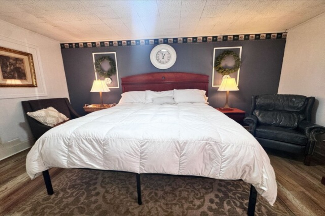 Chesterfield Hotel by OYO Hwy 9 20/55