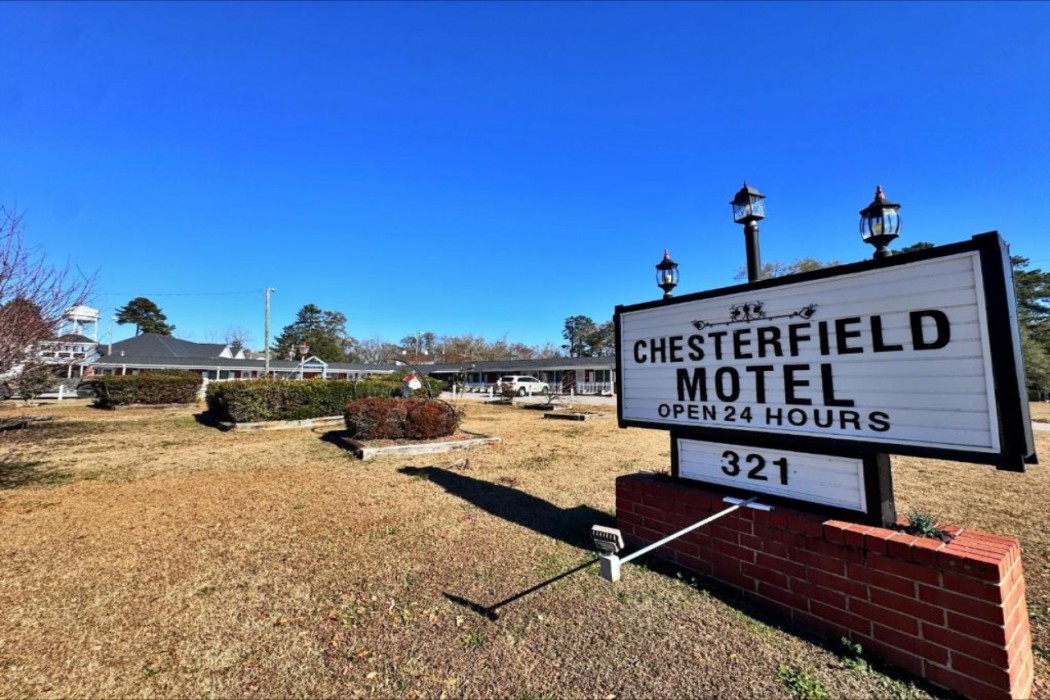 Chesterfield Hotel by OYO Hwy 9 in Chesterfield