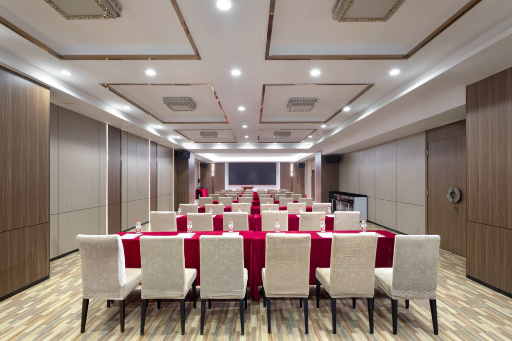Days Inn by Wyndham Zhanjiang Economic Development Zone 15/17