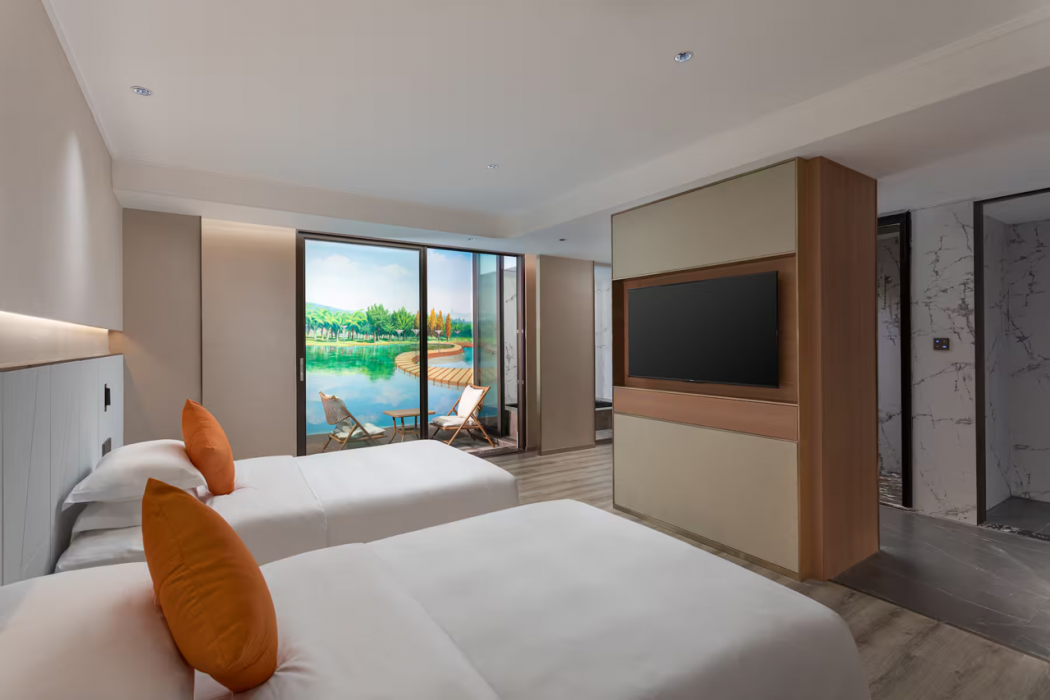 Hawthorn by Wyndham Honghe Mile Hot Spring 13/34