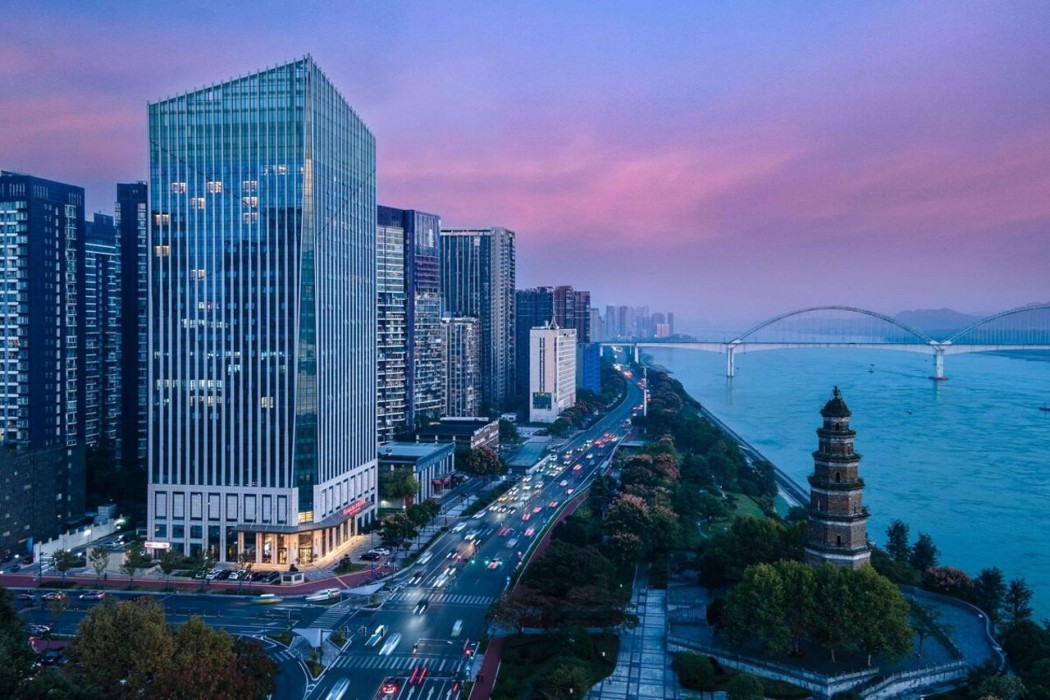 Ramada by Wyndham Yichang Riverside 1/24