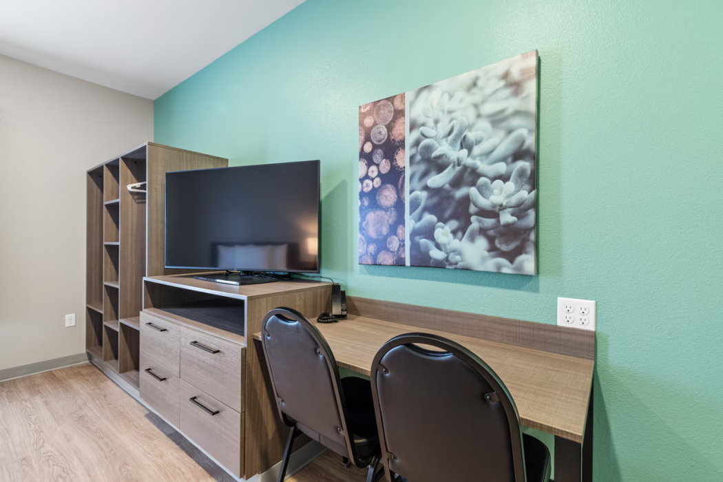 ECHO Suites Extended Stay by Wyndham Dallas Plano/Richardson 37/62