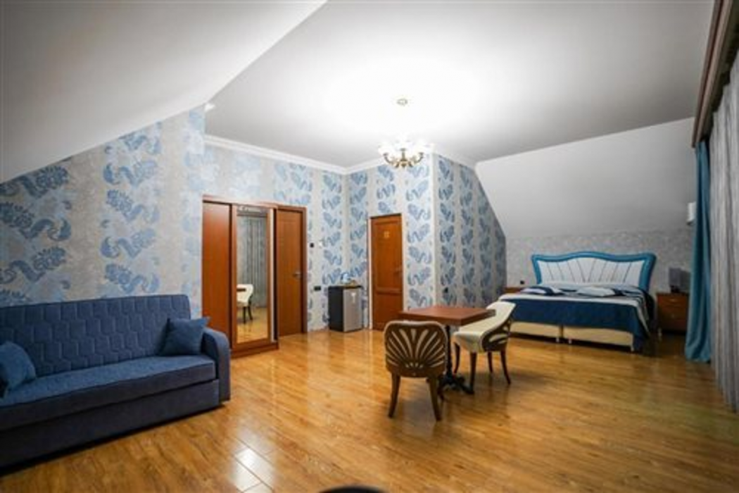 Natali Hotel 18/65