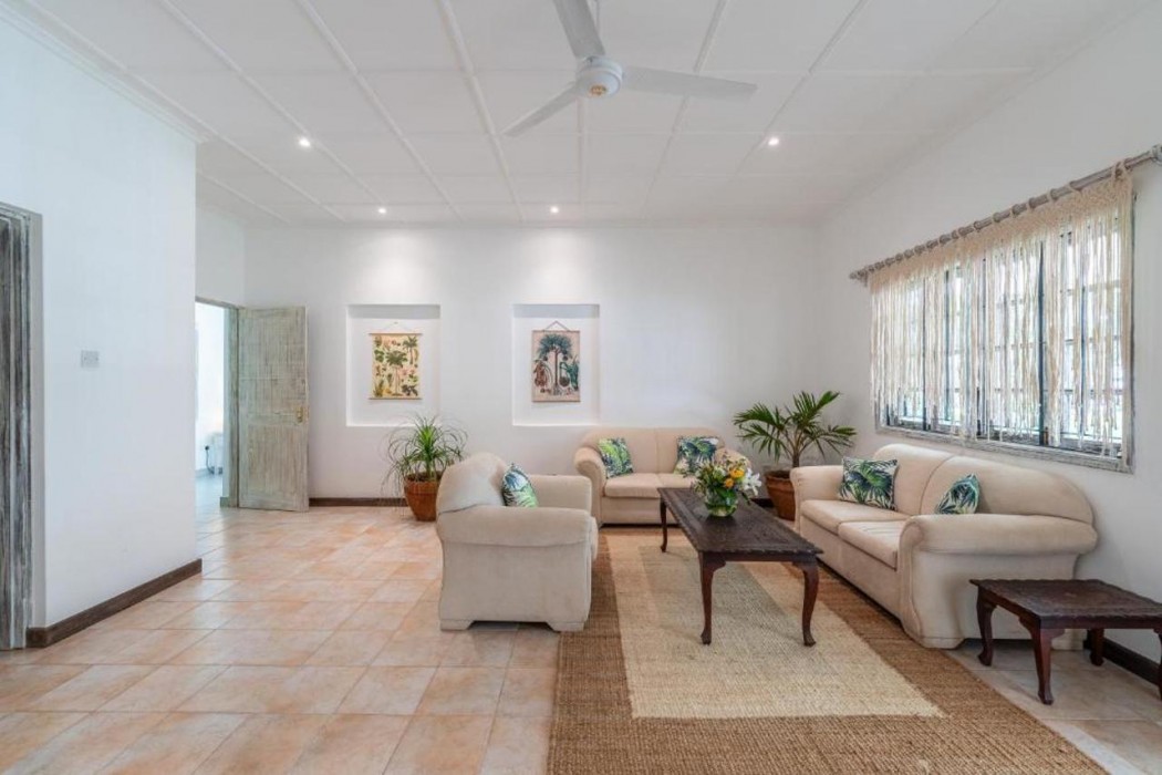 Hibiscus Apartments 19/75