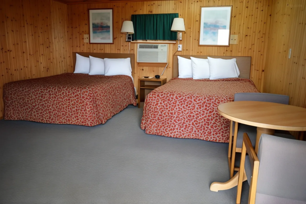 Green Acre Motel by OYO Near Rush County Airport 9/17