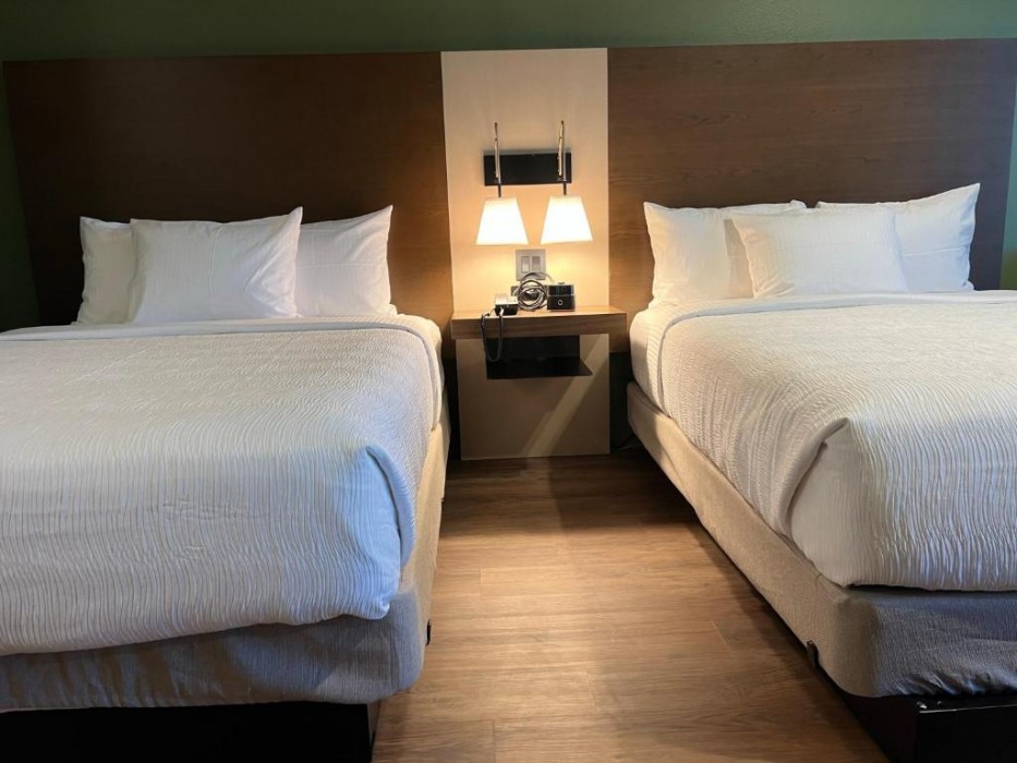 La Quinta Inn and Suites by Wyndham Lincoln 29/84
