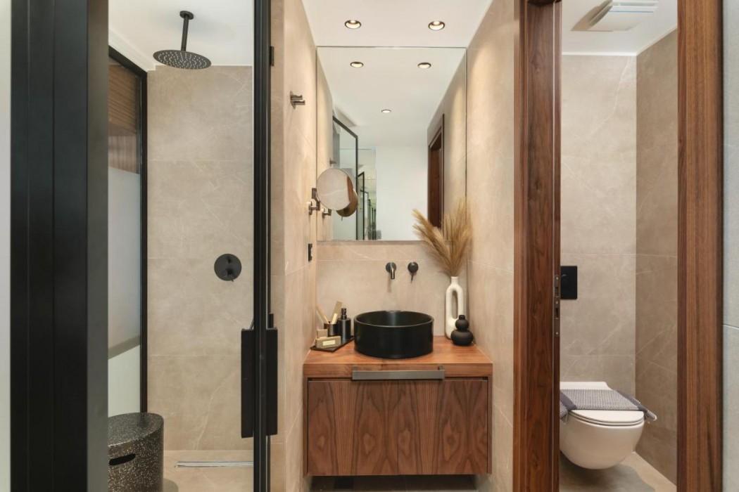 Elia Sea Suites 23/72