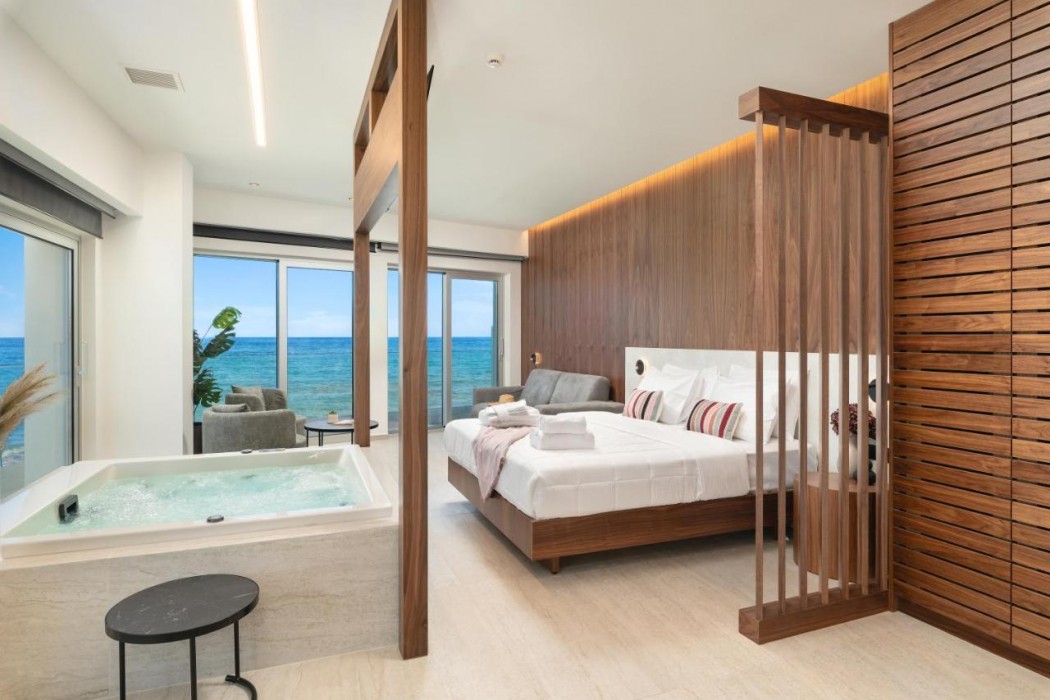Elia Sea Suites 12/72