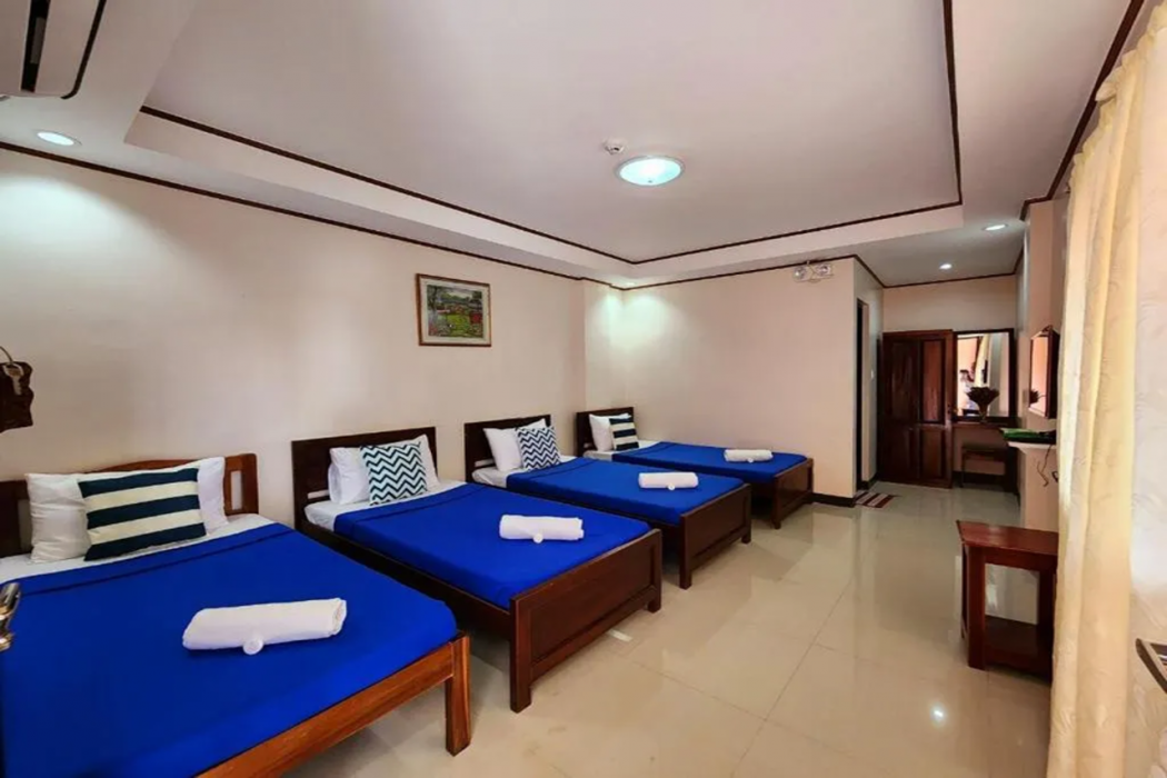 Dinah's Tourist Inn Puerto Princesa by ZUZU 20/63