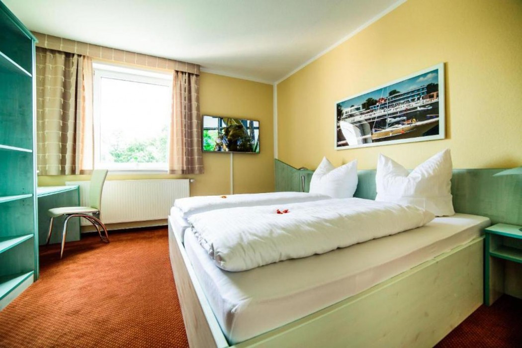 Parkhotel Senftenberg 7/60