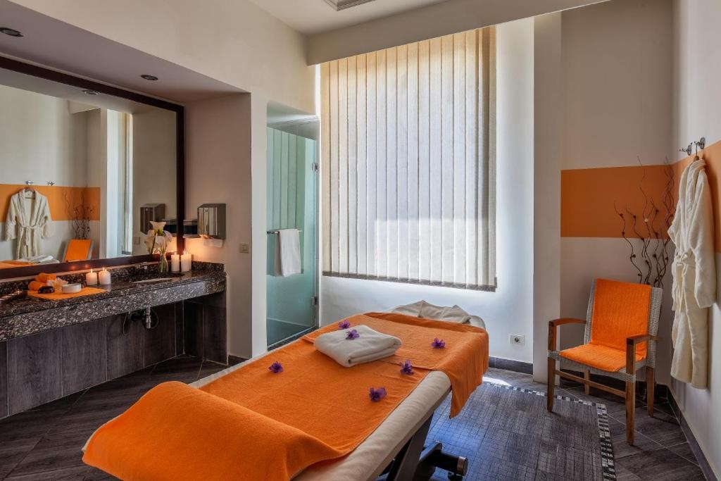 Cleopatra Luxury Resort Makadi Bay-Adults Only 16 20/72