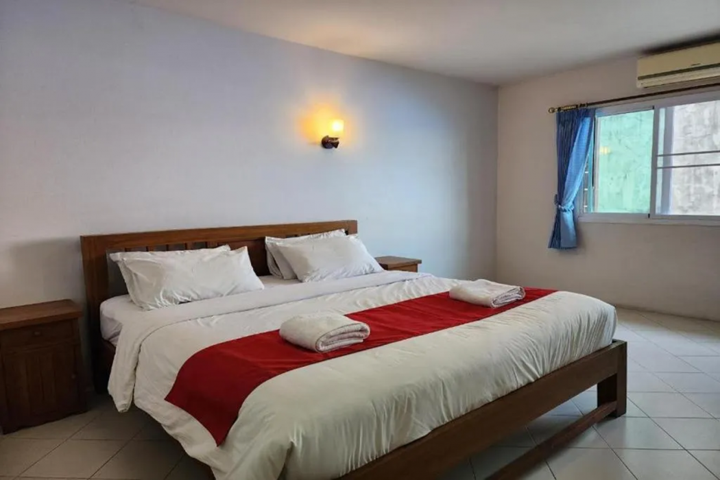 Budget Stars Hotel Chiang Mai by ZUZU 12/57