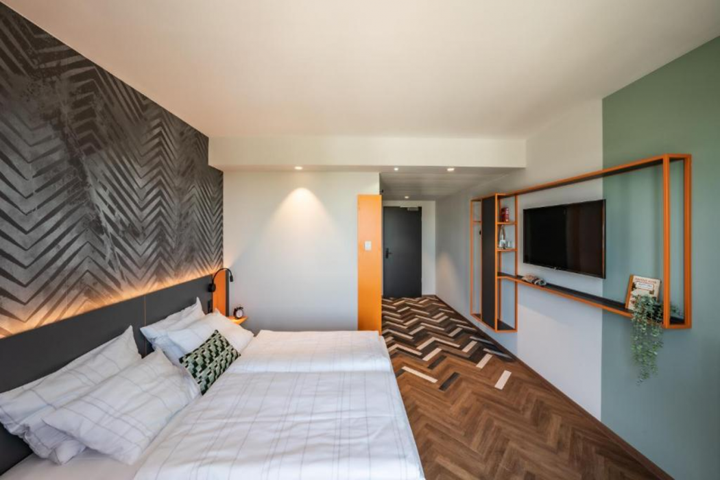 LOGINN Hotel Berlin Airport 10/59