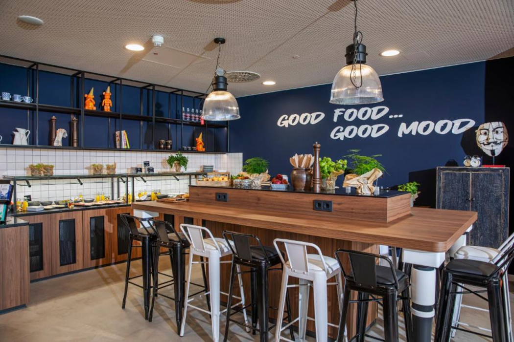 LOGINN Hotel Offenbach 23/54