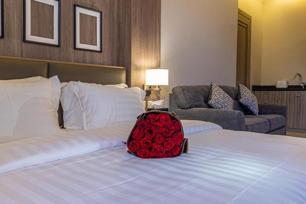Land Walk Al Taawoun Hotel 11/62