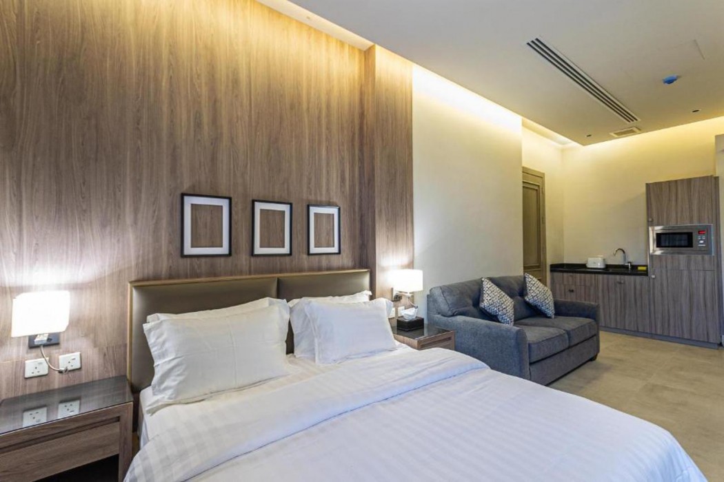 Land Walk Al Taawoun Hotel 12/62