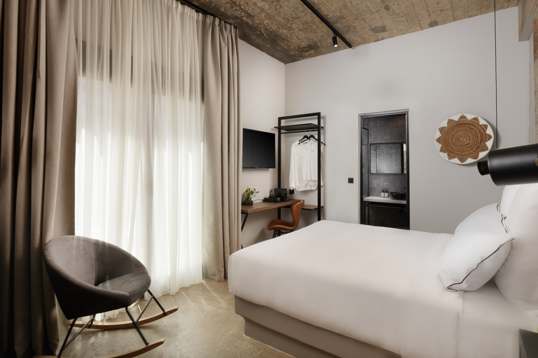 Anise Aluma Athens, Tapestry Collection by Hilton 16/59