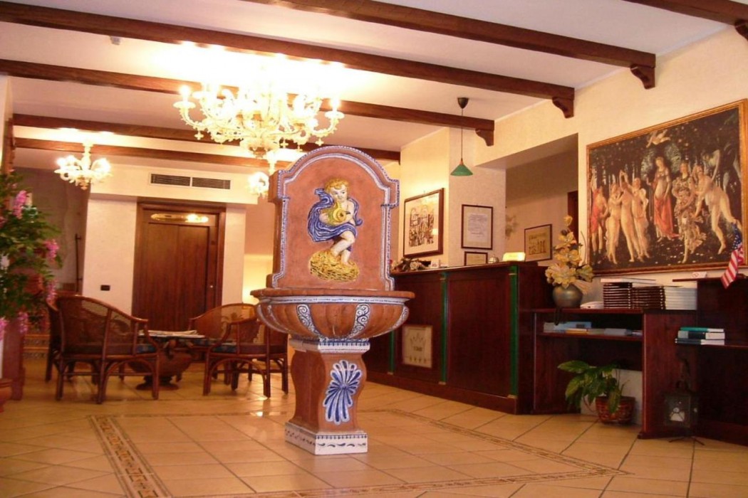 Lobby at Hotel U Bais, SCILLA