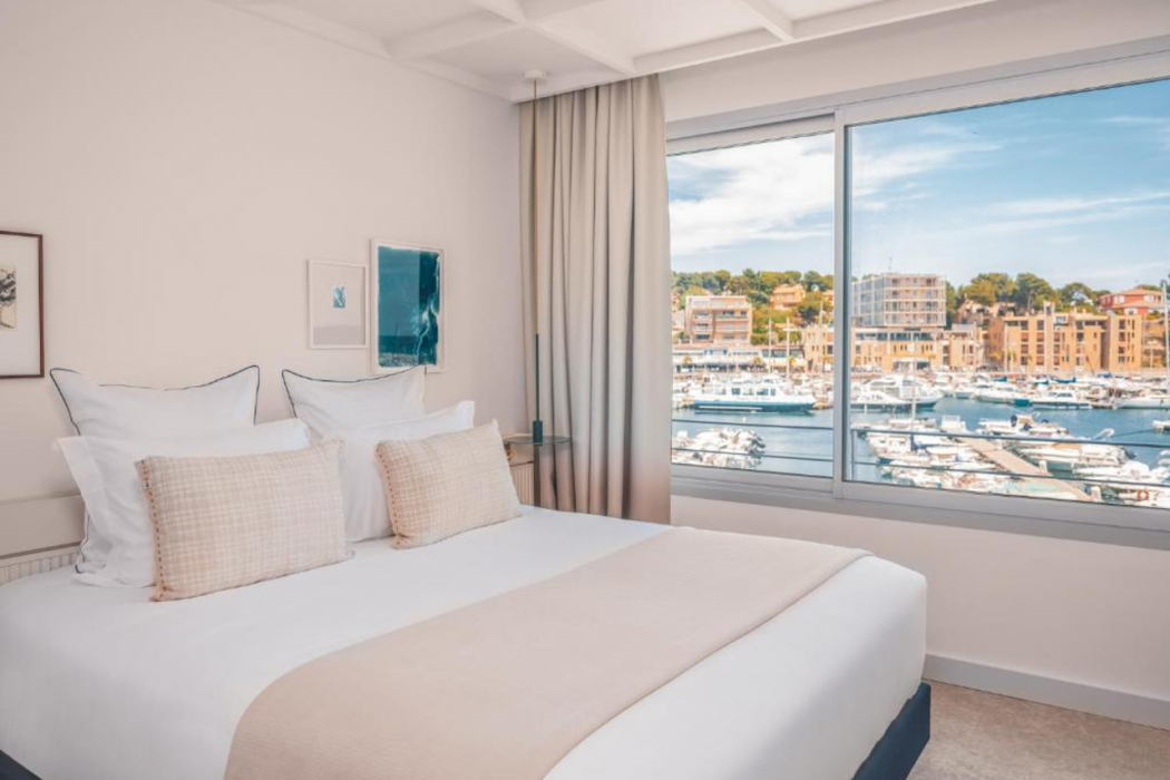 Bleu Hotel & Spa by Germain Collection 9/70
