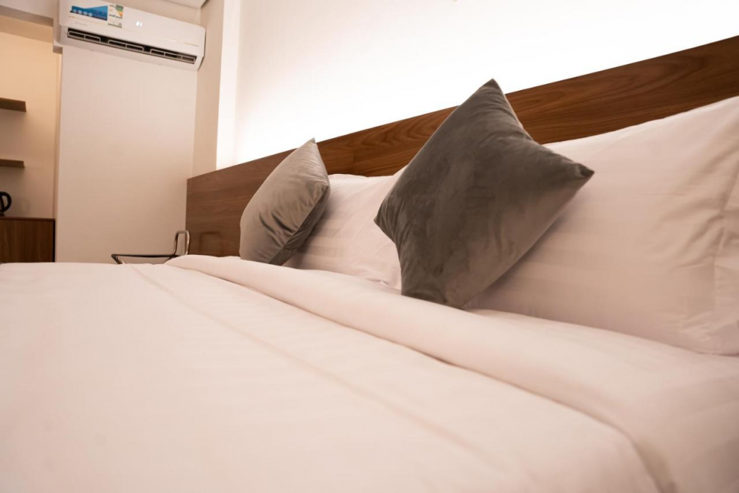 Kara Hotel 11/30
