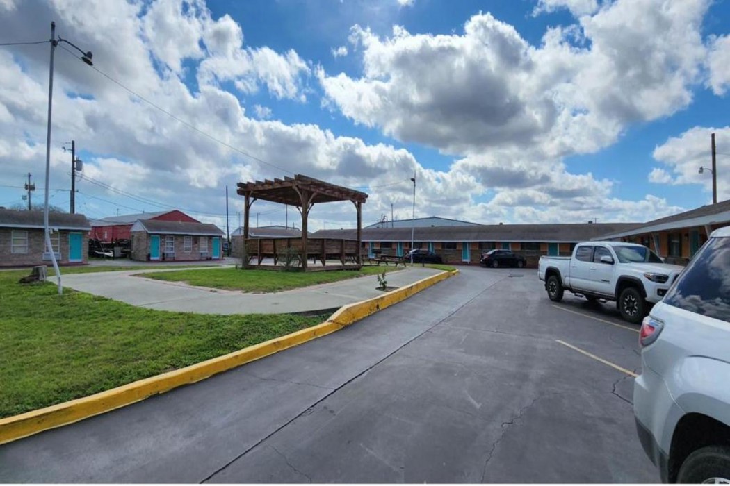 Gulfway Motel By OYO Near Airport I 37 in CORPUS CHRISTI - TX