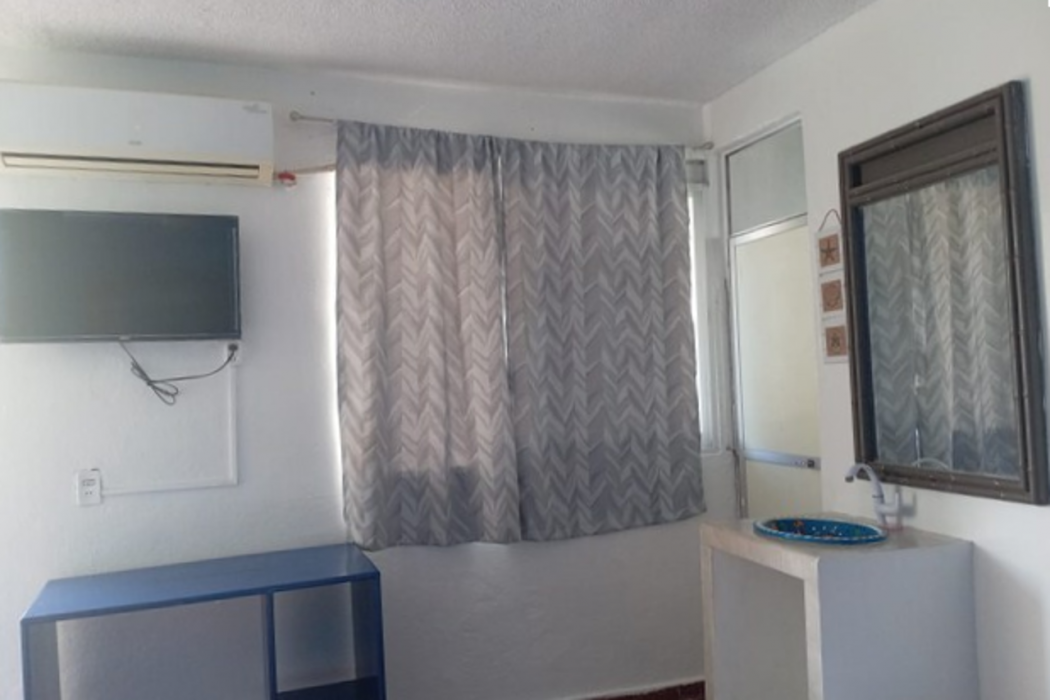 OYO Hotel Zihuatanejo Malibu 21/41