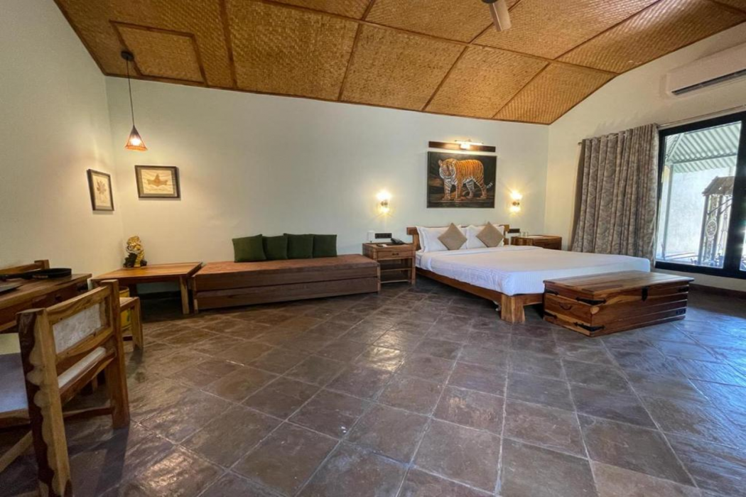 Tathastu Bandhavgarh 15/65