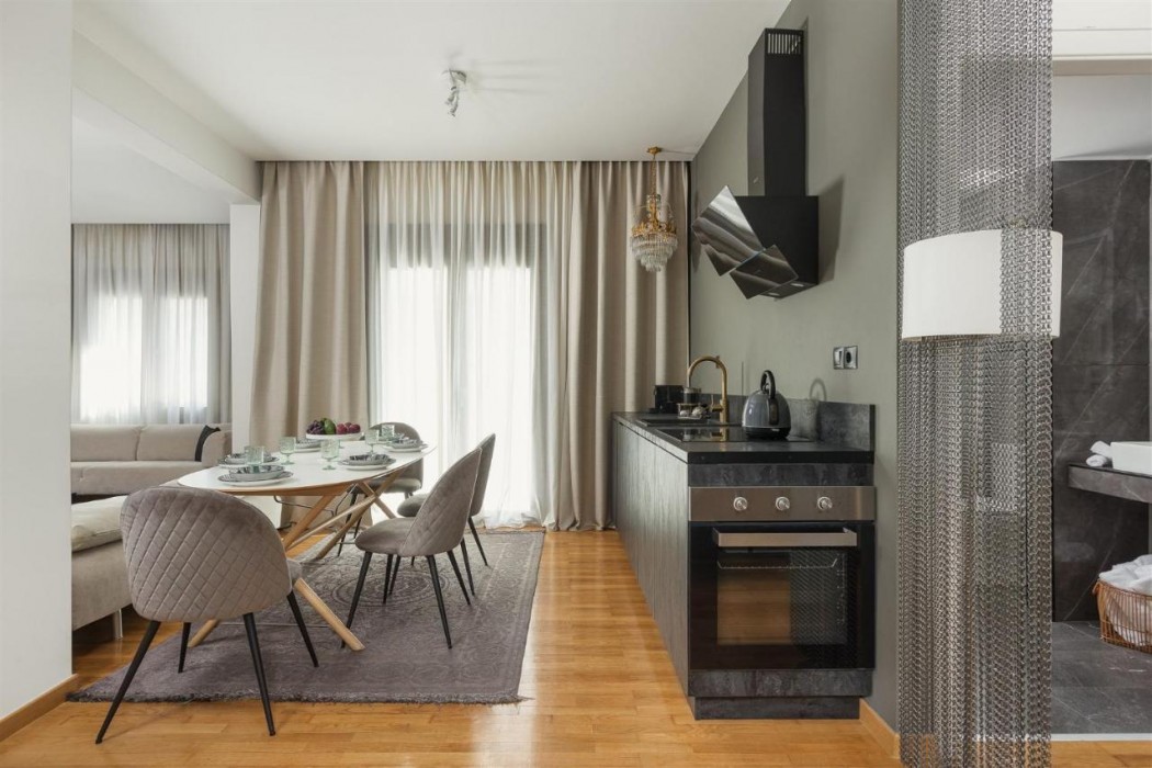 ANVY Stylish Suites 16/16