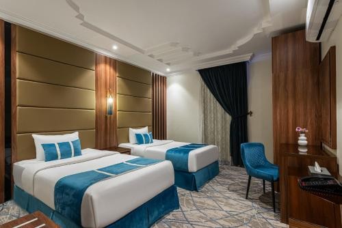 AL Qasr Al Tahlia 5/8