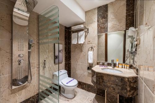 AL Qasr Al Tahlia 6/8