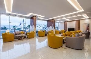 Lobby at The Palaces Hotel Suites – Wadeen, Al Wadeen