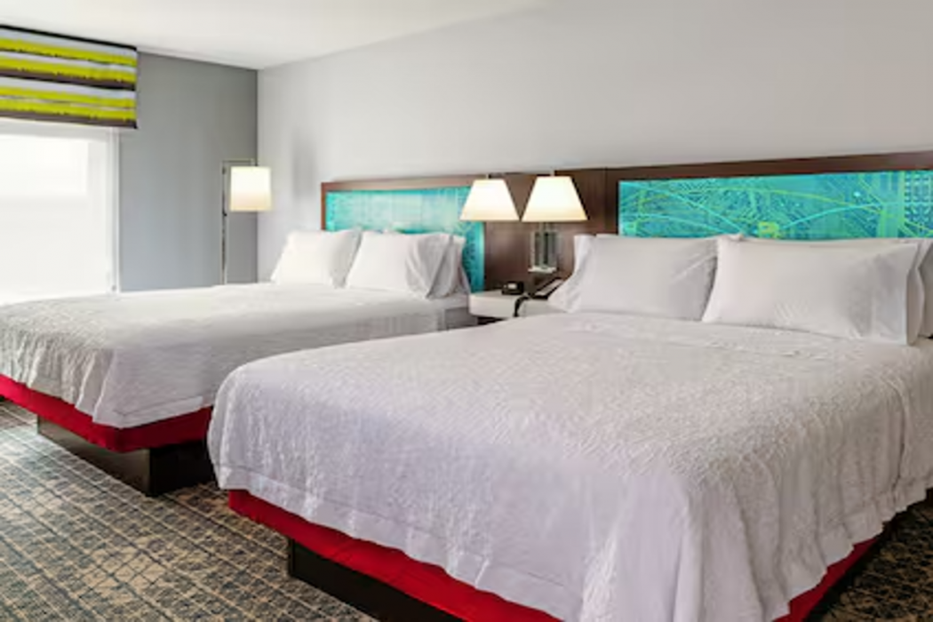 Hampton Inn and Suites Corona CA 10/30