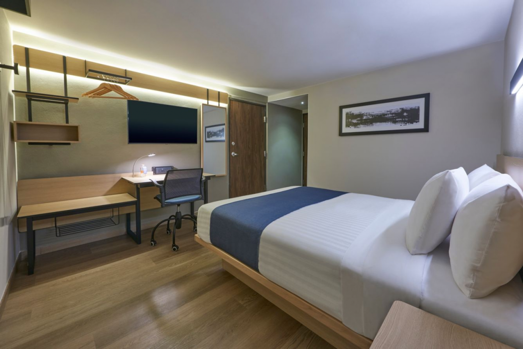 City Express By Marriott Cancun Aeropuerto 9/25