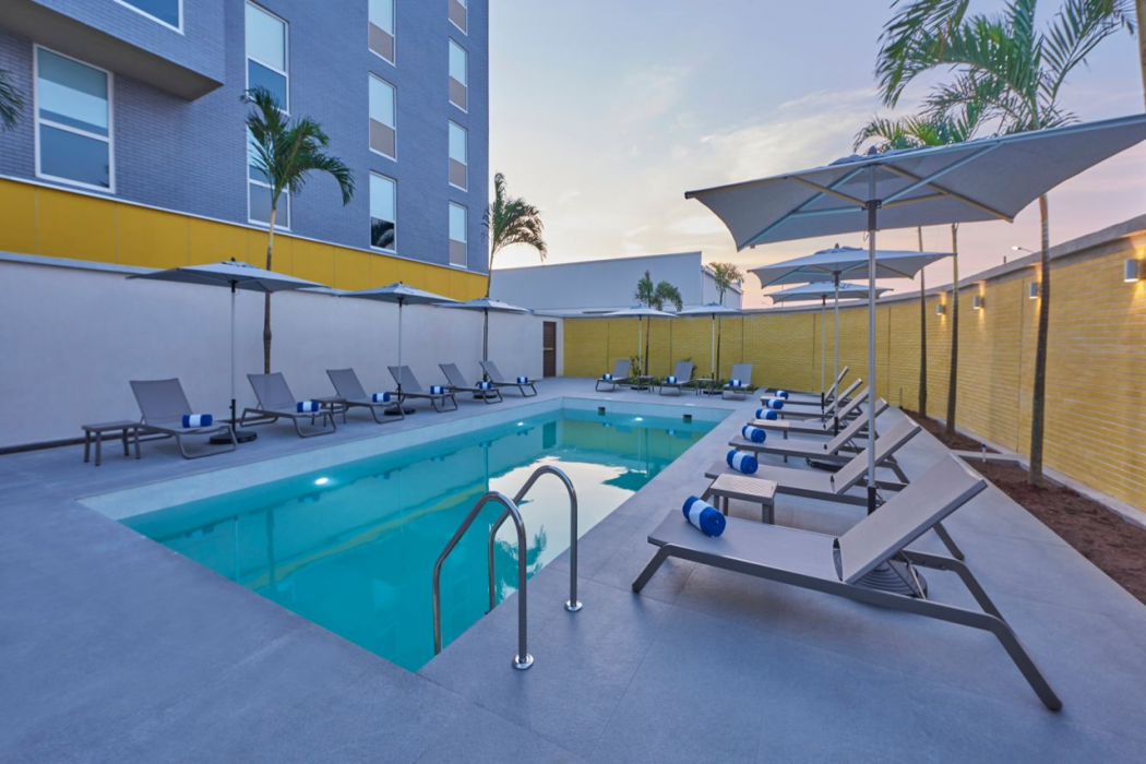 City Express By Marriott Cancun Aeropuerto 24/25