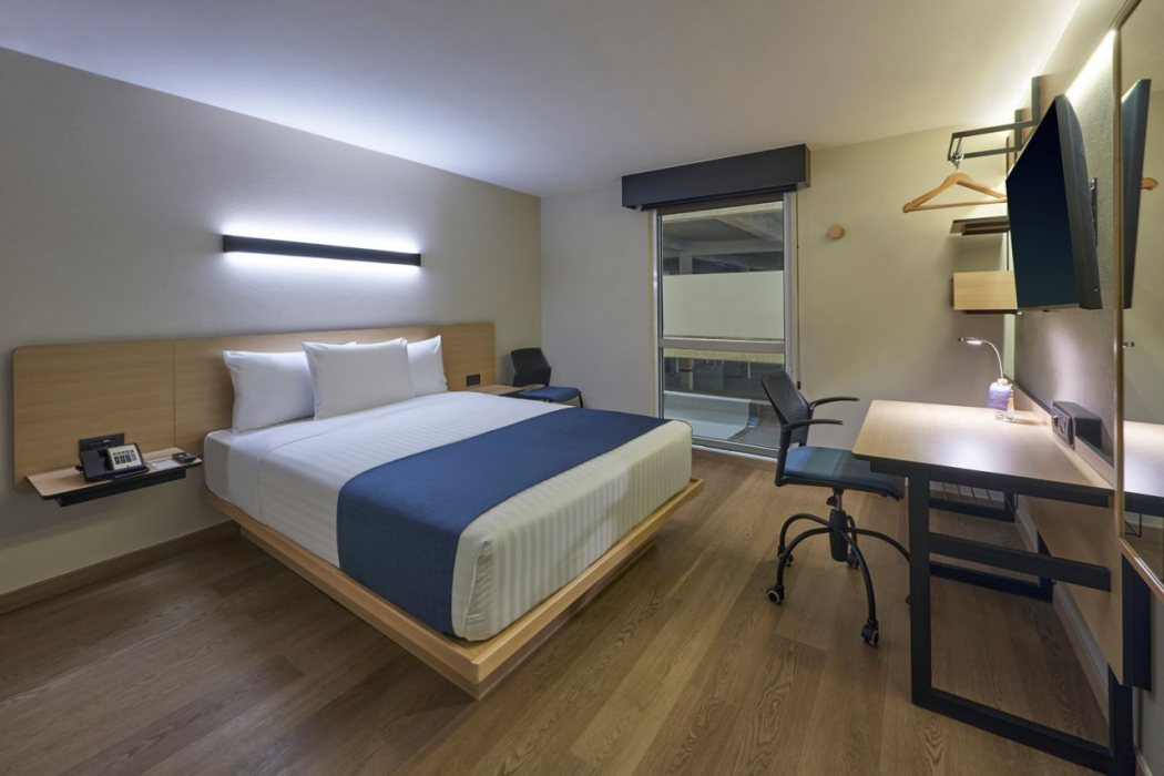 City Express By Marriott Cancun Aeropuerto 8/25