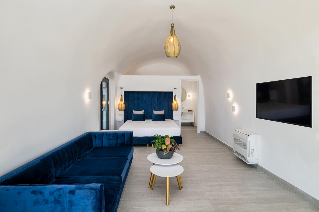 Palm Island Suites Santorini 7/66