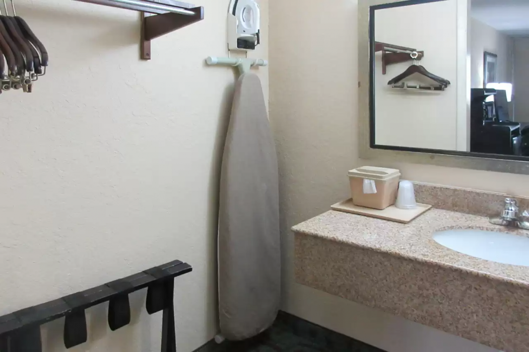 Quality Inn Harriman 8/11